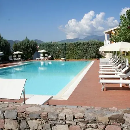 Salerno Mare E Luci Village Apartment *